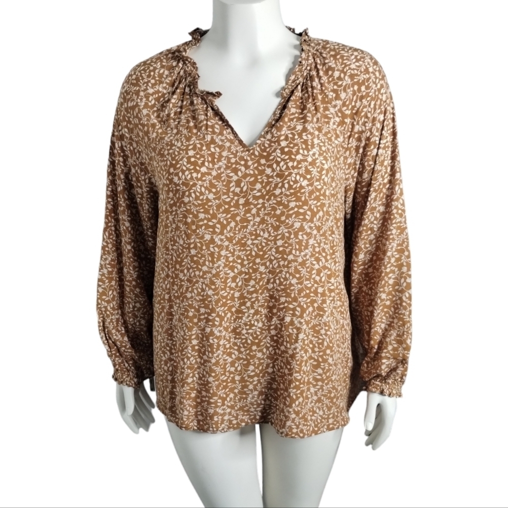 Old Navy Gold/YELLOW Hobo Flowy Floral Women's Top size Large Summer